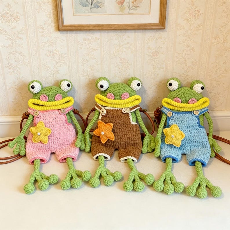 Crochet Frog Crossbody Bag, Handmade Frog Shoulder Purse, Cute Frog Bag for Women & Girls, Frog Plush Bag, Unique Gift